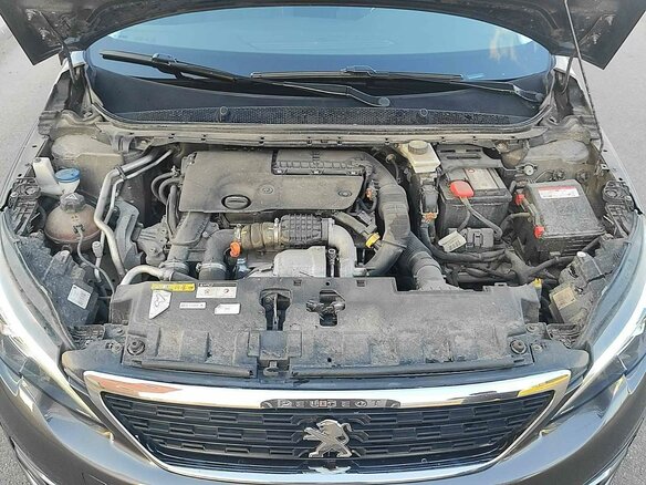 2017 Peugeot 308 II Рестайлинг, серый, 1300000 рублей - вид 11