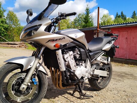 2003 Yamaha FZS1000 Fazer, серый, 390000 рублей, вид 5