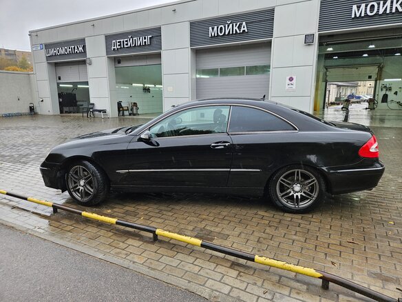 2006 Mercedes-Benz CLK-Класс 200 II (W209) Рестайлинг, чёрный, 700000 рублей - вид 14