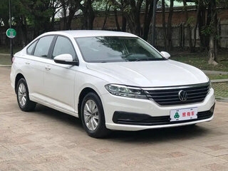 2022 Volkswagen Lavida III, белый, 1300000 рублей, вид 3
