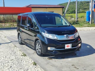 2017 Honda Stepwgn V, чёрный, 1880000 рублей, вид 2