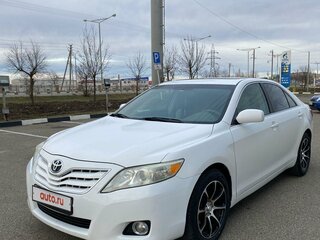 2011 Toyota Camry VI (XV40) Рестайлинг, белый, 1200000 рублей, вид 1