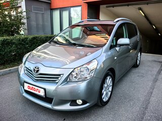 2012 Toyota Verso I, серый, 1250000 рублей, вид 1