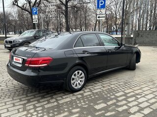 2015 Mercedes-Benz E-Класс 220 CDI IV (W212, S212, C207) Рестайлинг, чёрный, 1990000 рублей, вид 4