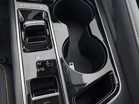 2024 Bestune B70 I Рестайлинг, белый, 3603000 рублей - вид 8