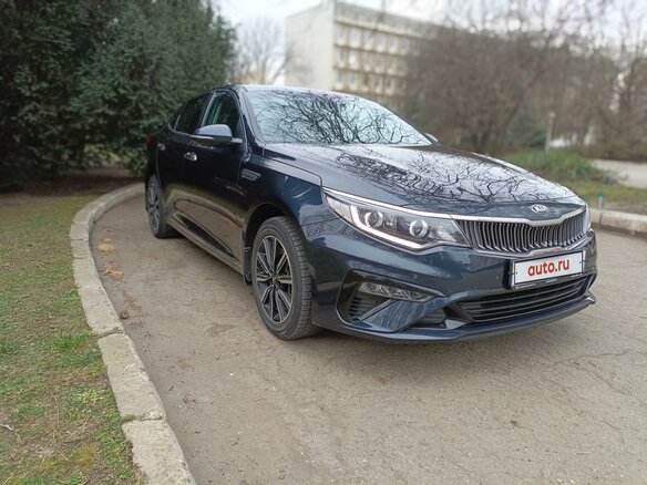 2019 Kia Optima IV Рестайлинг, синий, 2350000 рублей - вид 5