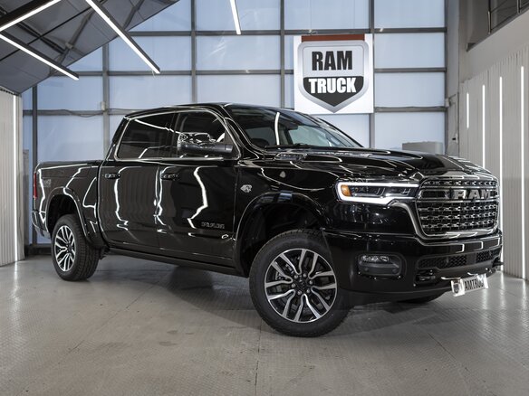 2026 Ram 1500 Crew Cab eTorque V Рестайлинг, чёрный, 12019113 рублей - вид 36