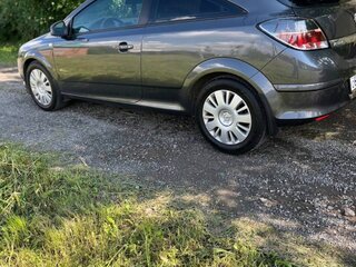 2010 Opel Astra GTC H Рестайлинг, серый, 710000 рублей, вид 2