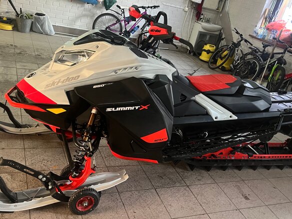 2020 BRP Ski-Doo Summit 850, серый, 1450000 рублей - вид 1