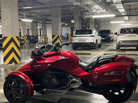 2017 BRP Can-Am Spyder, красный, 2590000 рублей, вид 5