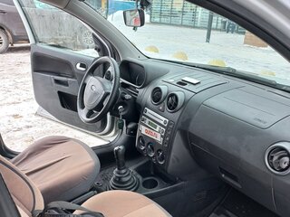 2004 Ford Fusion I, серебристый, 330000 рублей, вид 4