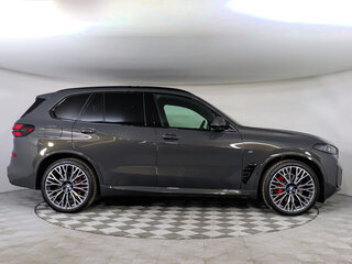 2026 BMW X5 40i IV (G05/G18) Рестайлинг, серый, 16890000 рублей, вид 4