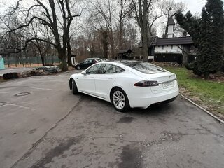 2018 Tesla Model S 75D I Рестайлинг, белый, 3400000 рублей, вид 4
