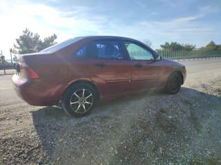 2005 Ford Focus I Рестайлинг (North America), красный, 320000 рублей, вид 3