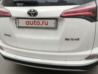 2017 Toyota RAV4 IV (XA40) Рестайлинг, белый, 2580000 рублей, вид 5