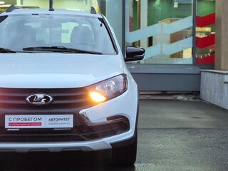 2025 Lada (ВАЗ) Granta Cross I Рестайлинг, белый, 1119000 рублей, вид 5