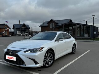 2019 Lexus ES 250 VII, белый, 3400000 рублей, вид 3