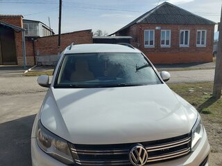 2016 Volkswagen Tiguan I Рестайлинг, белый, 1870000 рублей, вид 2
