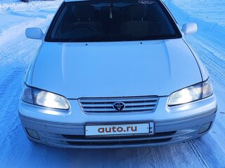 1998 Toyota Camry IV (XV20), белый, 530000 рублей, вид 2