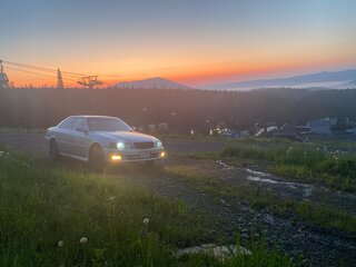 1997 Toyota Chaser VI (X100), серый, 700000 рублей, вид 1