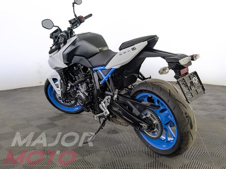 2023 Suzuki GSX-8S, белый, 855000 рублей, вид 3
