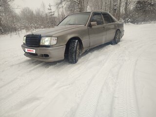 1989 Mercedes-Benz W124 250, серый, 470000 рублей, вид 1