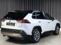 2020 Toyota RAV4 V (XA50), белый - вид 1