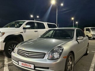 2003 Nissan Skyline XI (V35), серебристый, 700000 рублей, вид 1