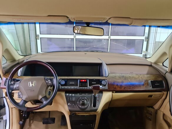 2005 Honda Elysion I, белый, 1100000 рублей - вид 8