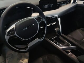 2024 BAIC X35, коричневый, 2000000 рублей, вид 3