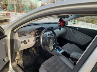 2010 Volkswagen Passat B6, серебристый, 960000 рублей, вид 2