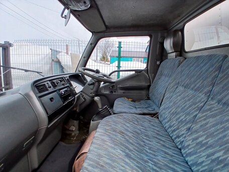 1993 Fuso (Mitsubishi) Canter, белый, 800000 рублей, вид 2
