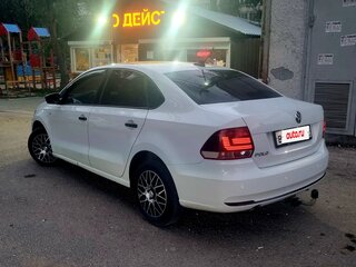 2019 Volkswagen Polo V Рестайлинг, белый, 950000 рублей, вид 4
