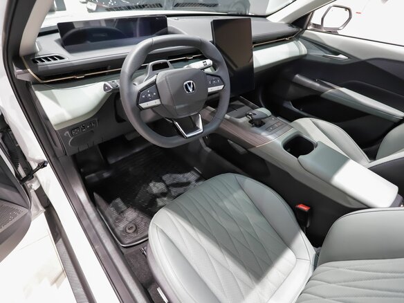 2024 Changan Lamore, белый - вид 9