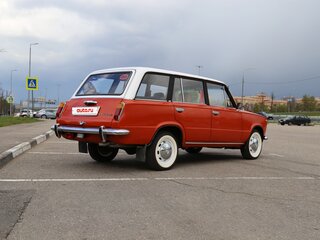 1980 Lada (ВАЗ) 2102, красный, 614000 рублей, вид 4