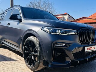 2020 BMW X7 M50d I (G07), серый, 8990000 рублей, вид 4