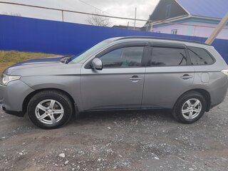 2012 Mitsubishi Outlander III, серый, 1600000 рублей, вид 2