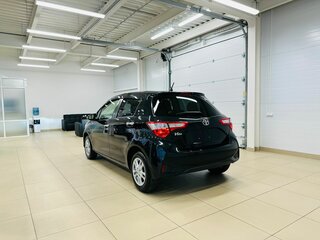 2019 Toyota Vitz III (XP130) Рестайлинг, чёрный, 1199000 рублей, вид 4