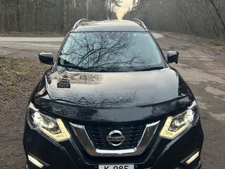 2018 Nissan X-Trail III Рестайлинг, чёрный, 1900000 рублей, вид 1