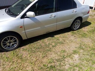 2000 Mitsubishi Lancer Cedia IX, серебристый, 162000 рублей, вид 4