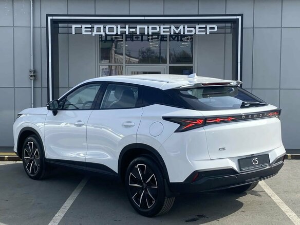2026 Omoda C5 II, белый - вид 7