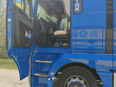 2018 MAN TGX, голубой, 6500000 рублей, вид 3
