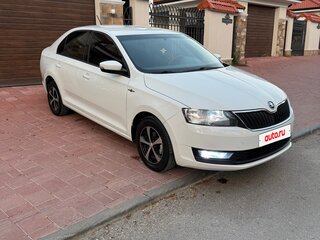 2019 Skoda Rapid I Рестайлинг, белый, 1200000 рублей, вид 5