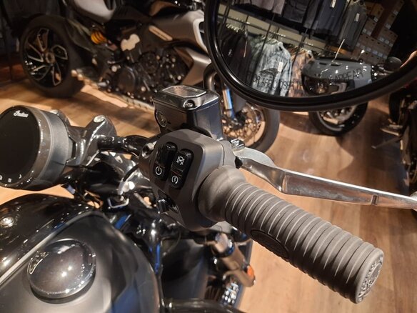 2024 Indian Chief, чёрный - вид 14