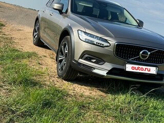 2021 Volvo V90 Cross Country I Рестайлинг, коричневый, 4700000 рублей, вид 3
