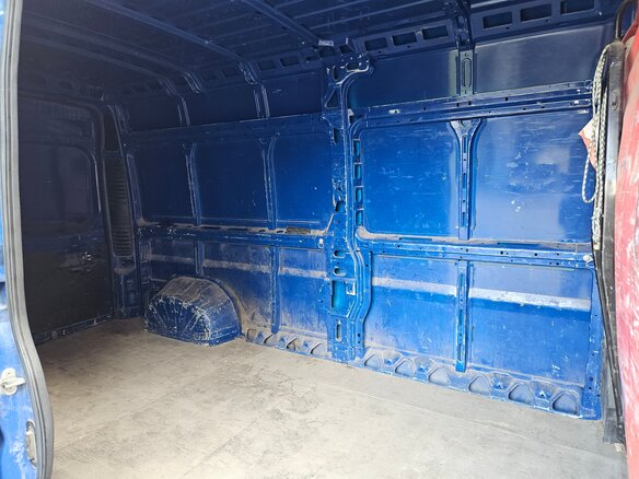 2011 Peugeot Boxer, синий, 1499000 рублей - вид 5