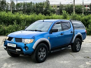 Mitsubishi L200 IV