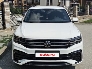 2021 Volkswagen Tiguan II Рестайлинг, белый, 5150000 рублей, вид 1