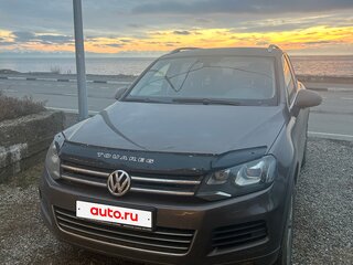 2011 Volkswagen Touareg II, коричневый, 2120000 рублей, вид 1