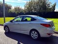 2014 Hyundai Solaris I Рестайлинг, бежевый, 859000 рублей - вид 2